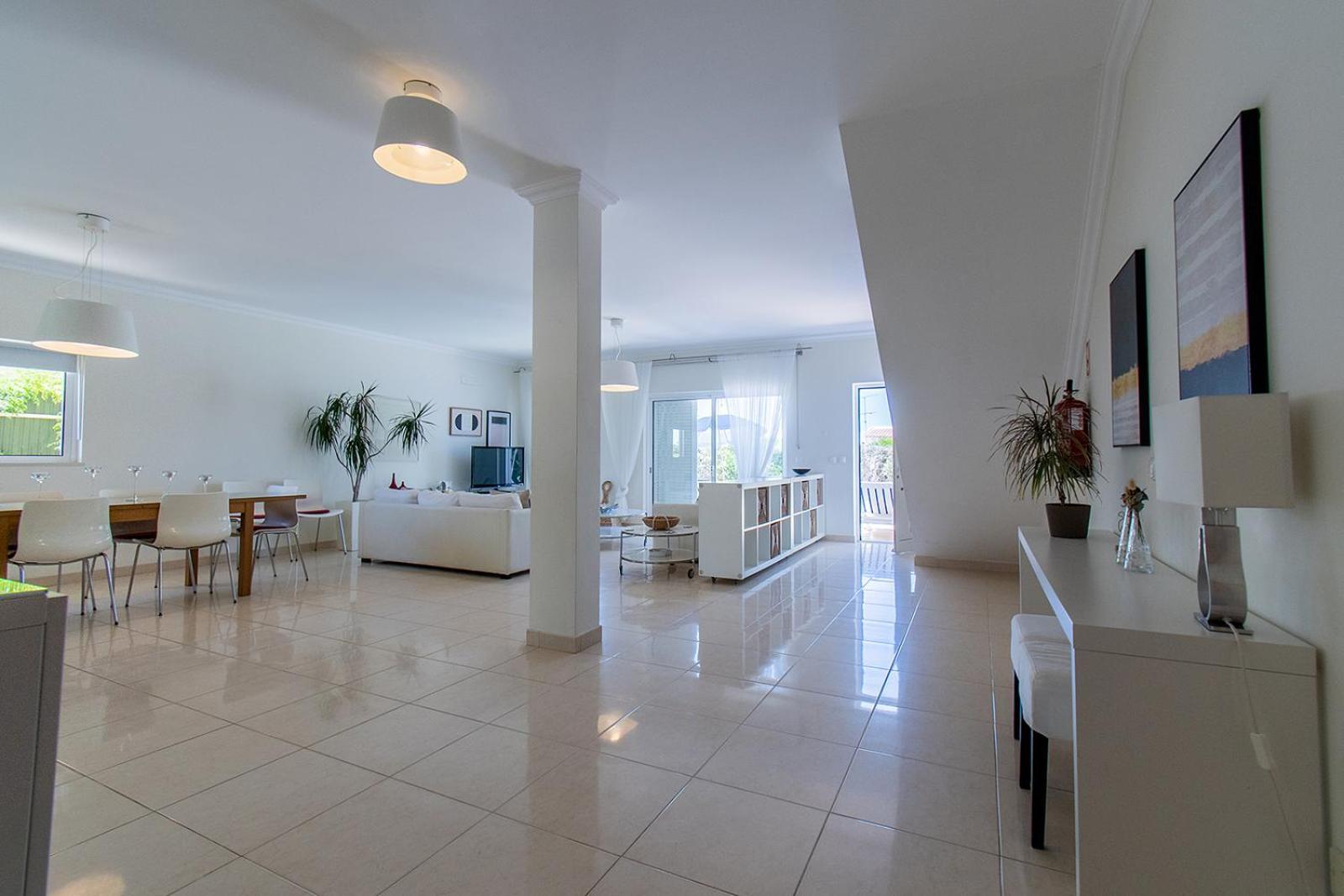 Altura Villa *